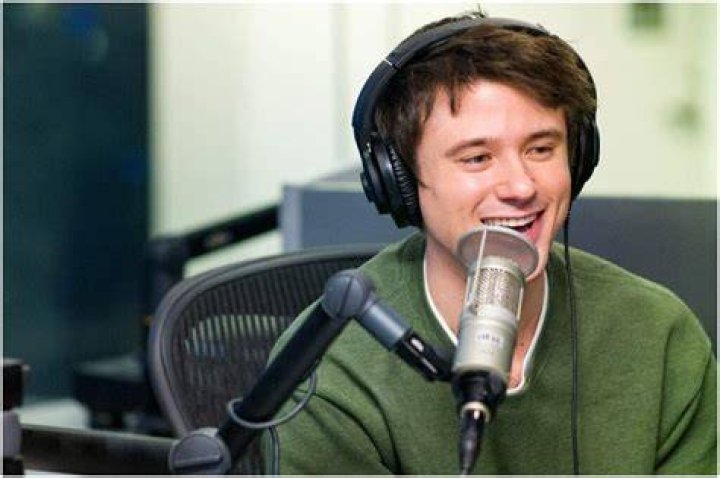 Alec Benjamin Net Worth How Much is Benjamin Worth? |
