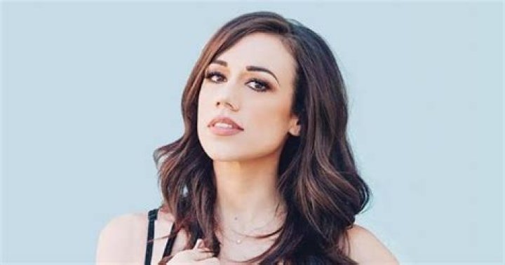 Colleen Ballinger Net Worth How Much is Ballinger Worth? |