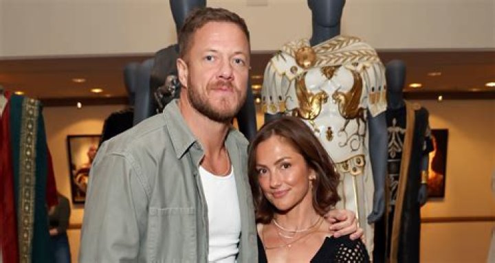 Minka Kelly Net Worth How Much is Kelly Worth? |