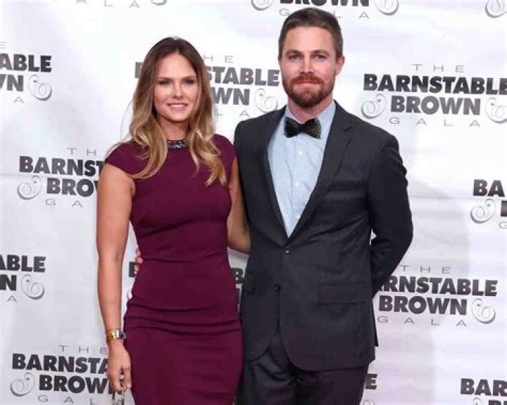 Stephen Amell Net Worth How Much is Amell Worth? |