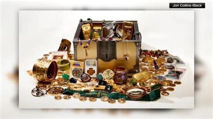 Uncover Hidden Treasures With Mary, The Storage Wars Queen