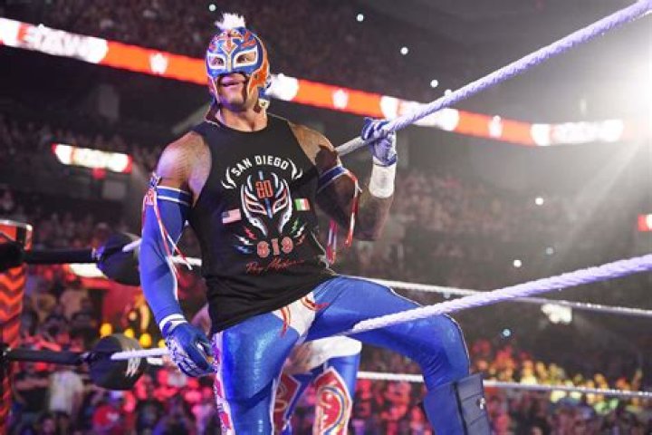Unveiling The Secrets Of Rey Mysterio's Remarkable Height: A Journey Of Discovery